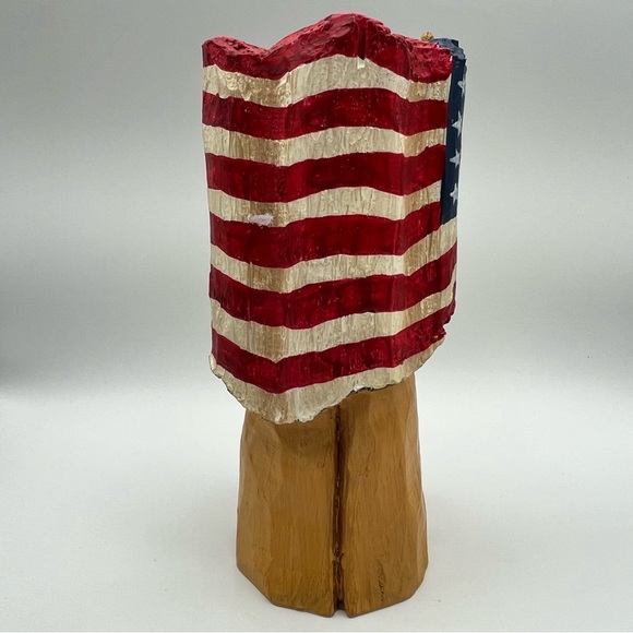 Captured Carvings by A Costanza 178 of 3000 Grand Ole Flag Santa Resin Limited - Picture 3 of 17